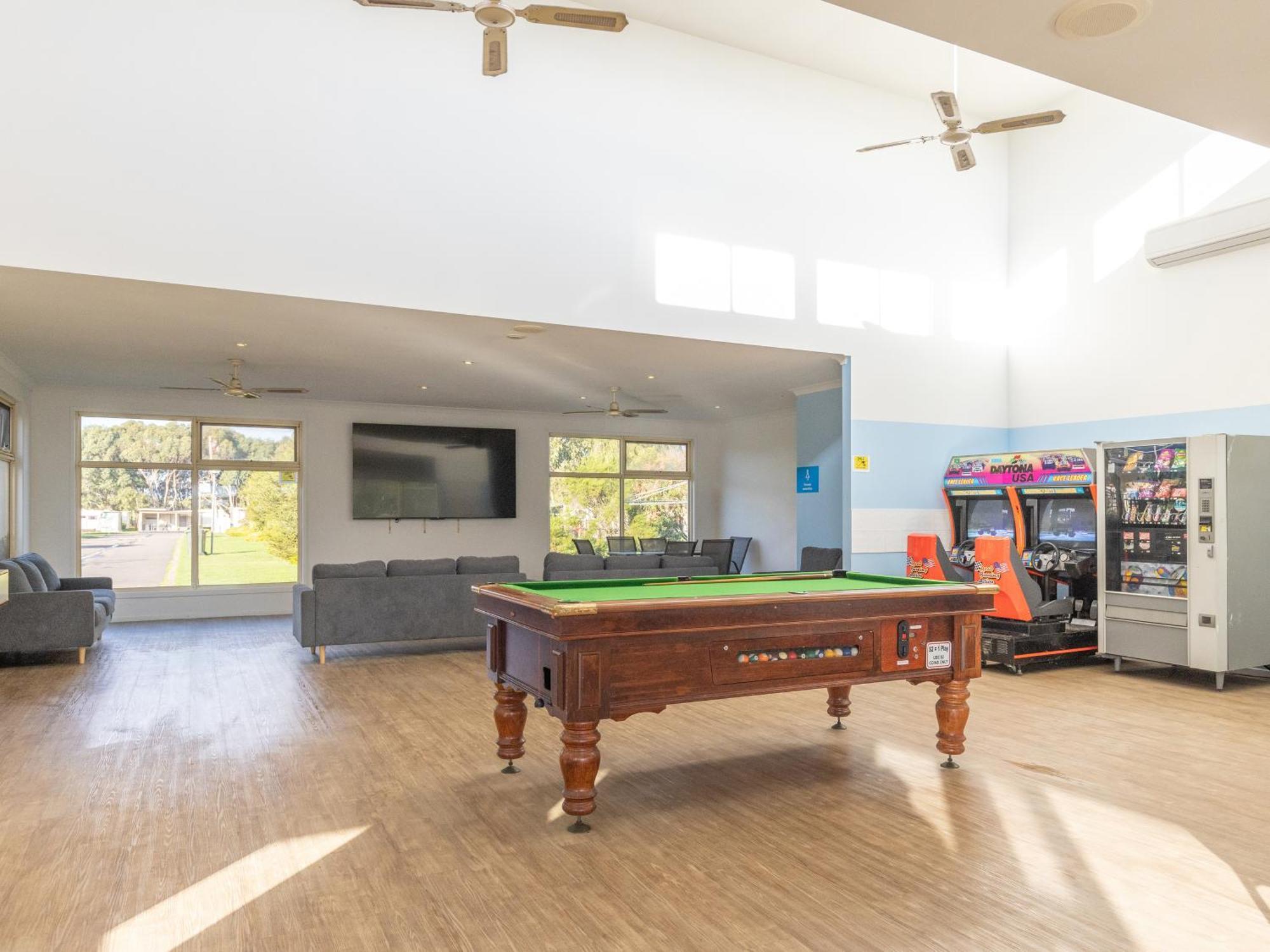 Nrma Warrnambool Riverside Holiday Park Eksteriør bilde