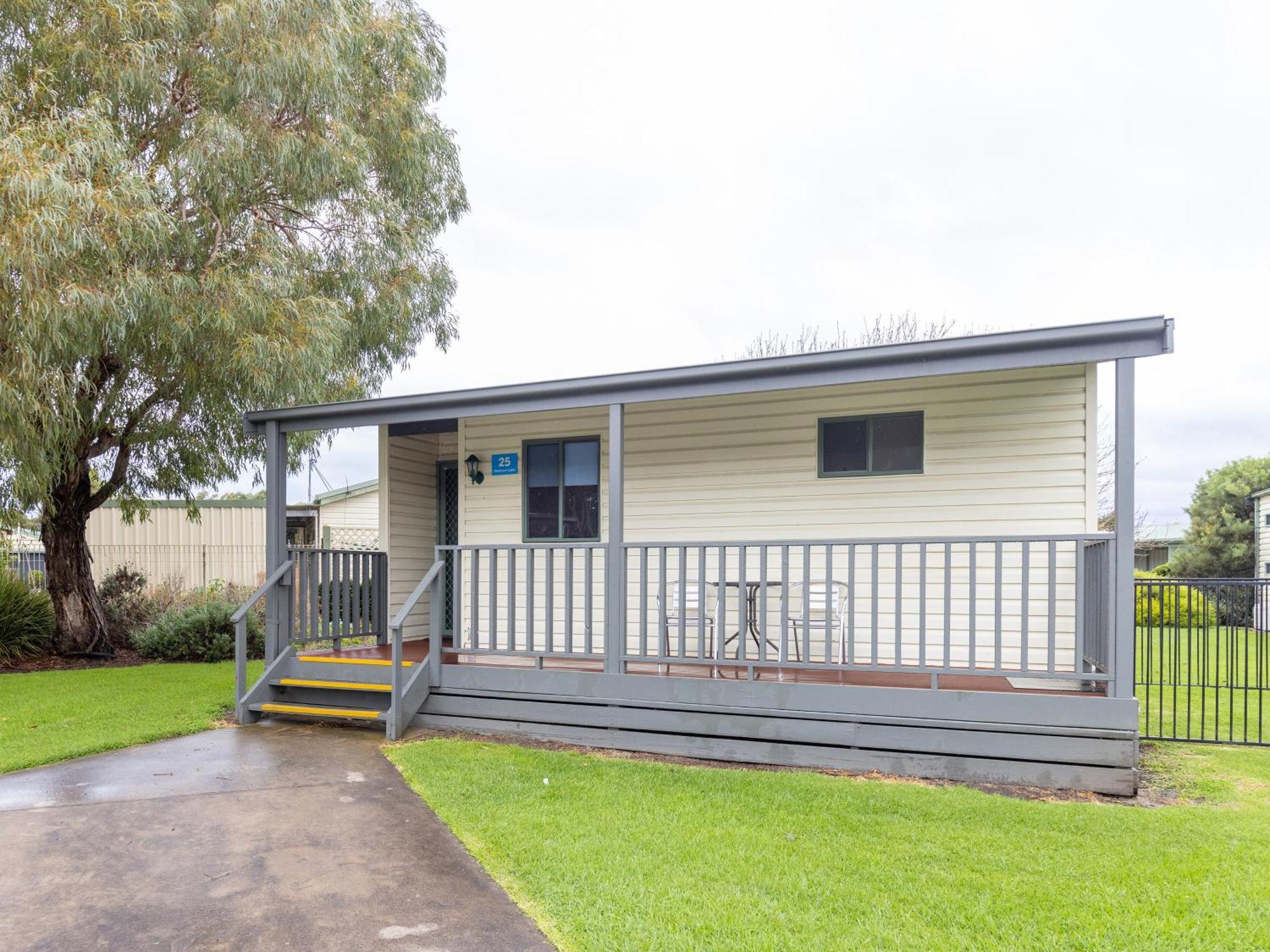 Nrma Warrnambool Riverside Holiday Park Rom bilde