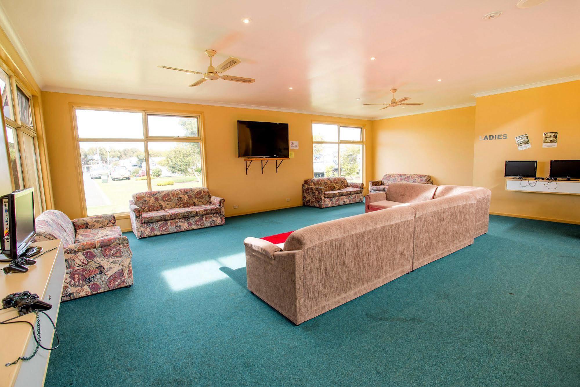 Nrma Warrnambool Riverside Holiday Park Eksteriør bilde